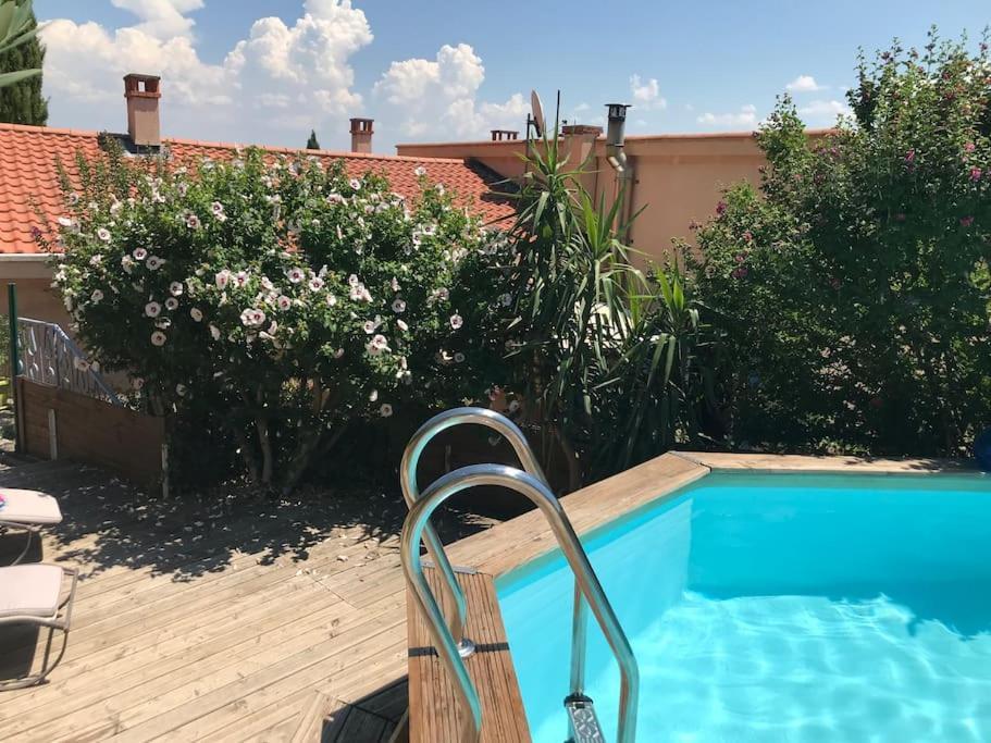 Appartement Sur La Colline Avec Acces Piscine Volx Екстер'єр фото